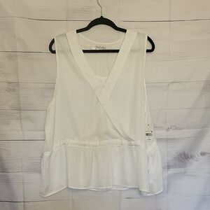 Nicole Miller White V-Neck Blouse